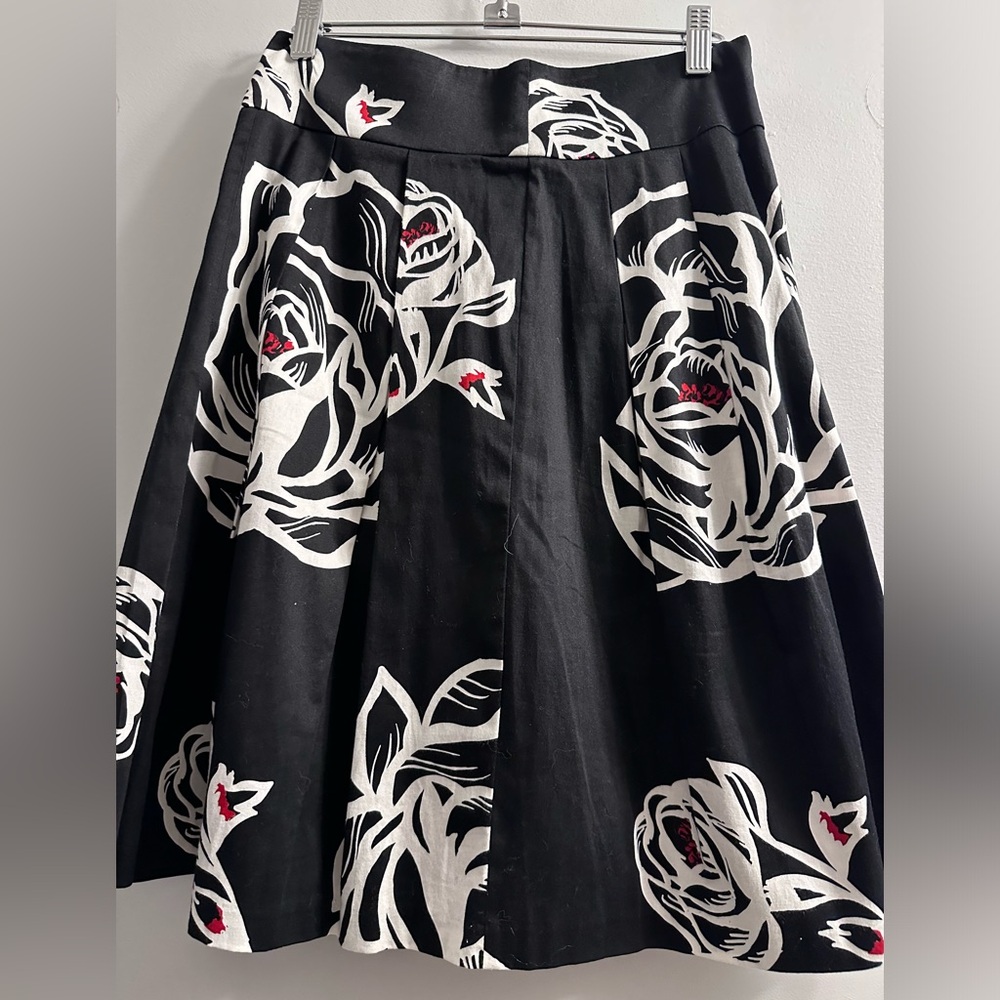 Le chateau skirt